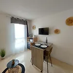 Apartman L'ethnik--studio Confort--clim--parking--wifi