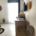 L'ethnik--studio Confort--clim--parking--wifi *