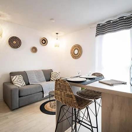 L'ethnik--studio Confort--clim--parking--wifi Lägenhet Lourdes