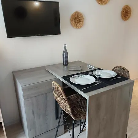Апартаменты L'ethnik--studio Confort--clim--parking--wifi