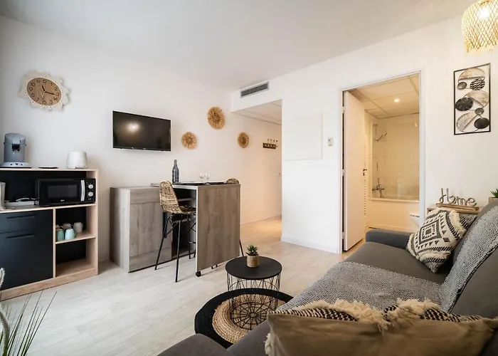 Lägenhet L'ethnik--studio Confort--clim--parking--wifi *