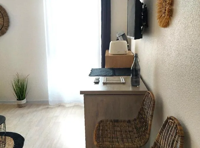 L'ethnik--studio Confort--clim--parking--wifi *