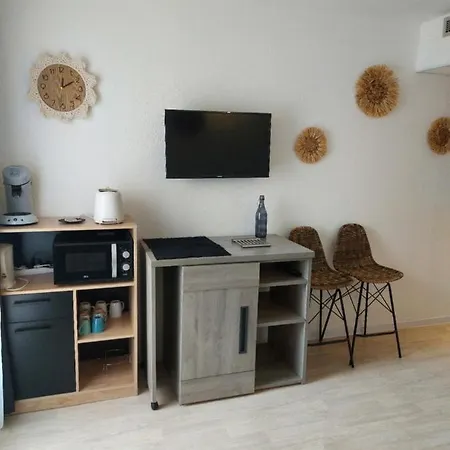 Apartment L'ethnik--studio Confort--clim--parking--wifi